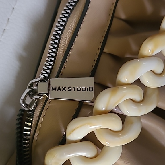 Max Studio Ruched Chain Handbag ❤️ - Picture 5 of 6